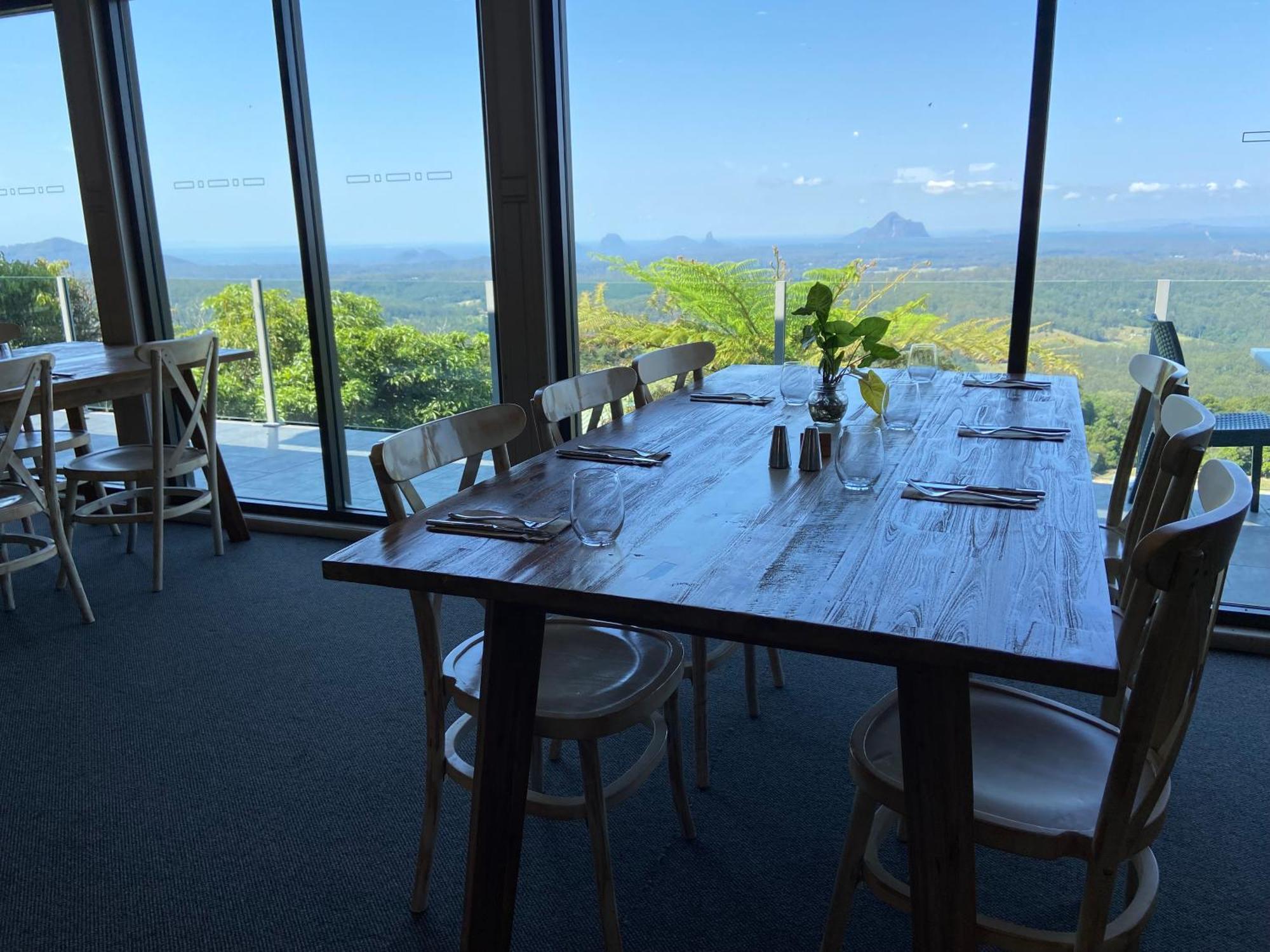 Tranquil Park Motel Maleny Bagian luar foto